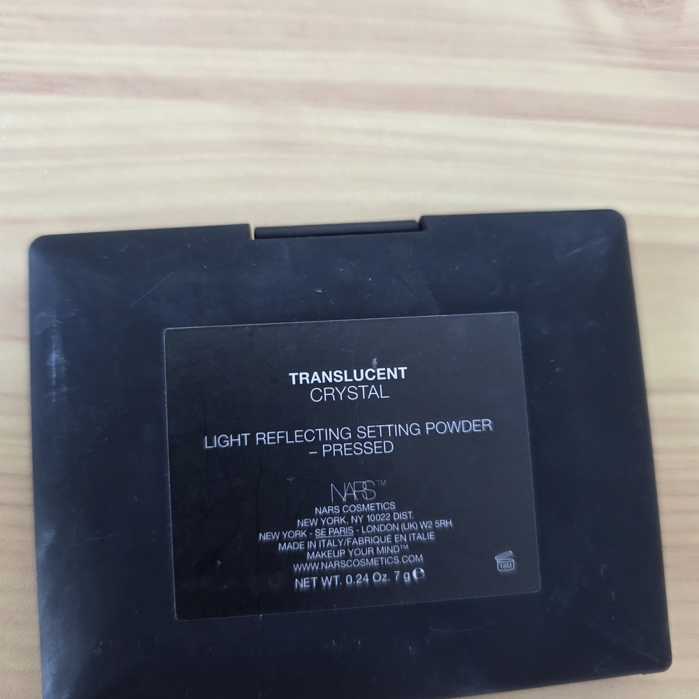 NARS Translucent Crystal Compact - Picture 3 of 4